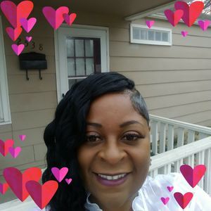 Meet your Posher, Romona